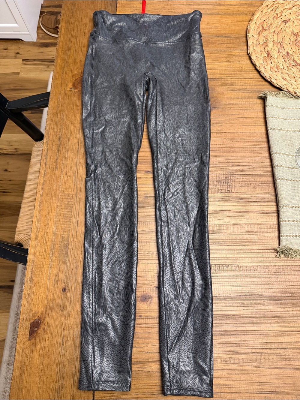 SPANX Black Reptile Embossed Coated Leggings XS